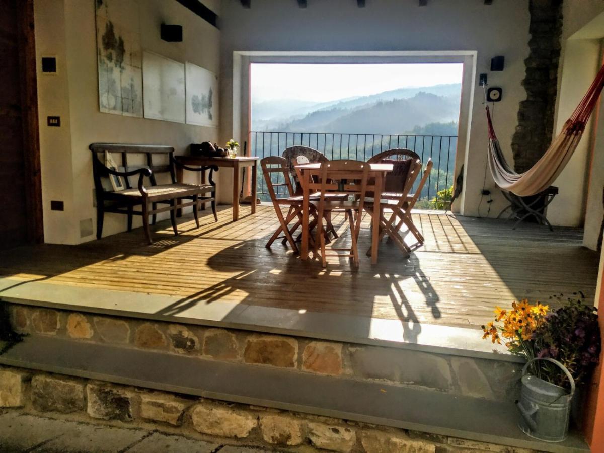 nido d'amore Dernice Esterno foto