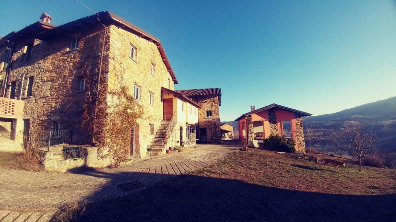 nido d'amore Dernice Esterno foto