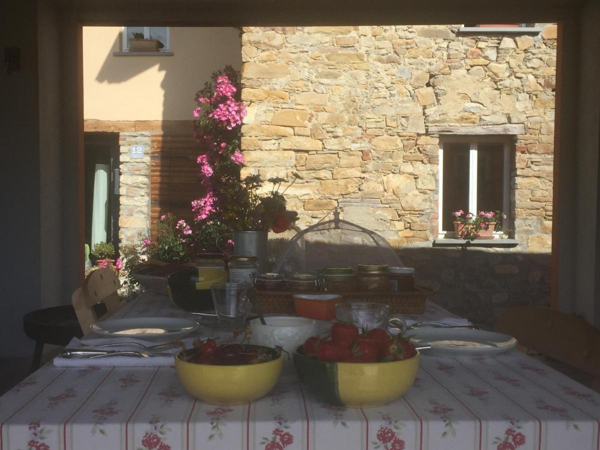 nido d'amore Dernice Esterno foto