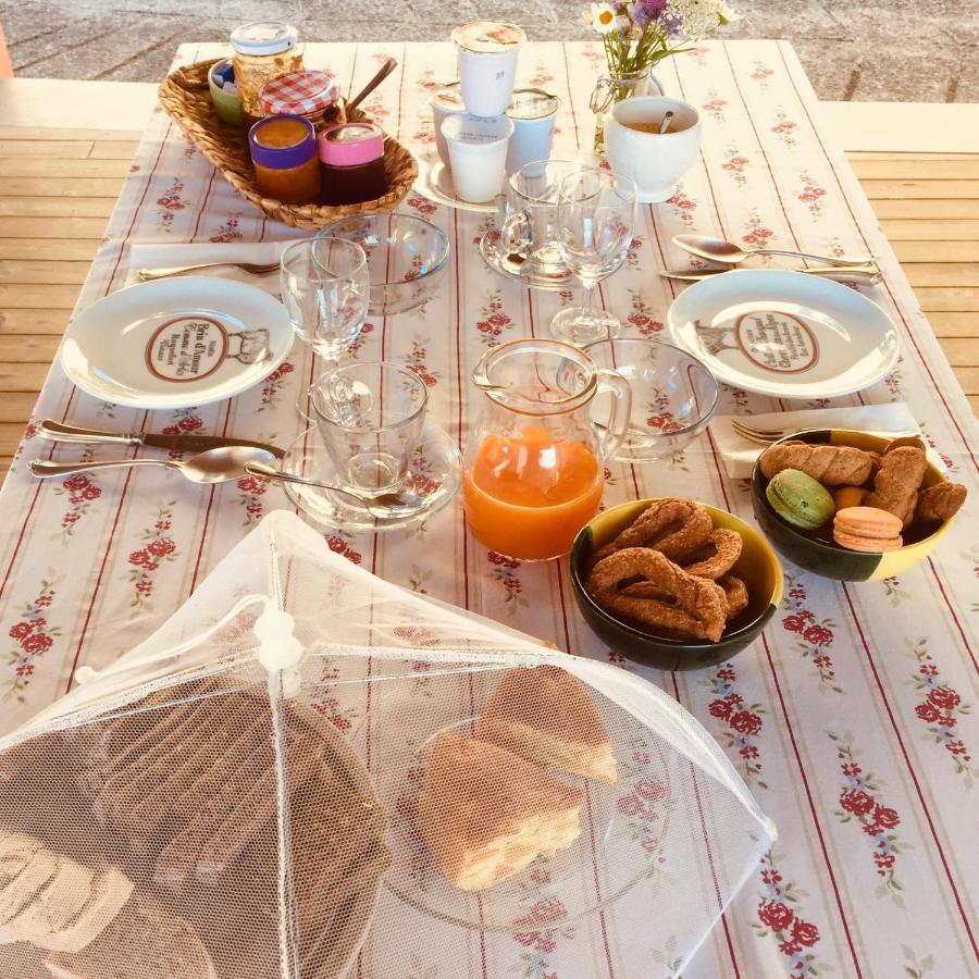 nido d'amore Dernice Esterno foto